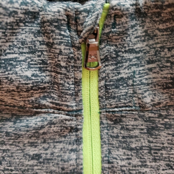 Under Armour Heatgear Tech Twist 1/2 Zip Pullover Top Womens Size XL Gray Golf - Picture 3 of 9